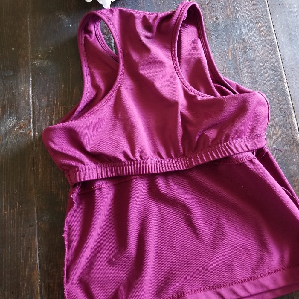 👚NEW BALANCE WORKOUT TOP - Picture 6 of 7